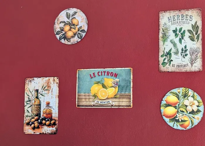 펜션 Maison De Famille Entre & Collines - Charme, Citronniers Et Tranquillite - Acces Marche Et Sentier 3 Min 멍똥