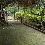 Maison De Famille Entre & Collines - Charme, Citronniers Et Tranquillite - Acces Marche Et Sentier 3 Min Ferienhaus