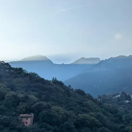 Maison De Famille Entre & Collines - Charme, Citronniers Et Tranquillite - Acces Marche Et Sentier 3 Min Будинок відпочинку Мантон