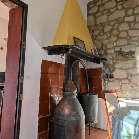 Maison De Famille Entre Mer&collines - Charme, Citronniers Et Tranquillité - Accès Marche Et Sentier 3 Min