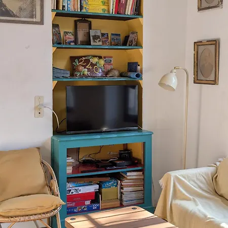 Maison De Famille Entre Mer&collines - Charme, Citronniers Et Tranquillité - Accès Marche Et Sentier 3 Min Casa vacanze
