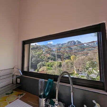 Holiday home Maison De Famille Entre & Collines - Charme, Citronniers Et Tranquillite - Acces Marche Et Sentier 3 Min