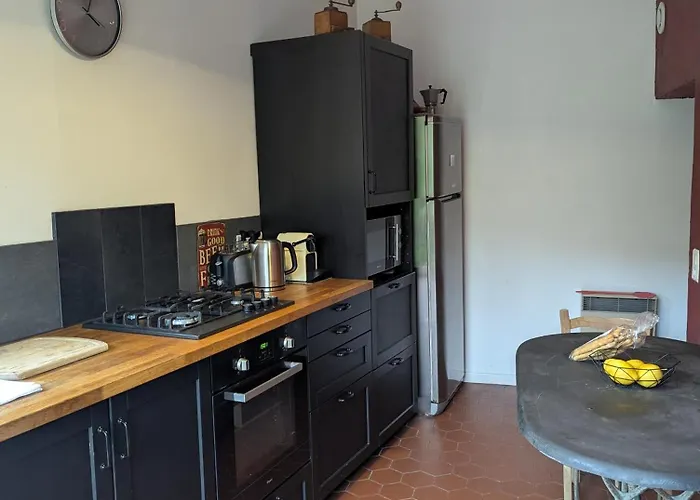 Maison De Famille Entre & Collines - Charme, Citronniers Et Tranquillite - Acces Marche Et Sentier 3 Min 度假居