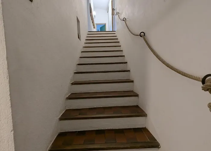 Maison De Famille Entre & Collines - Charme, Citronniers Et Tranquillite - Acces Marche Et Sentier 3 Min Holiday home