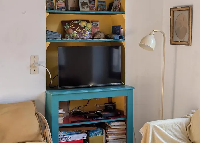 Maison De Famille Entre & Collines - Charme, Citronniers Et Tranquillite - Acces Marche Et Sentier 3 Min Holiday home